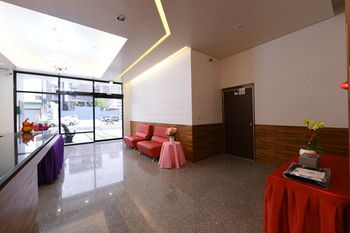 九九商旅 Hotel Taichung Exterior photo
